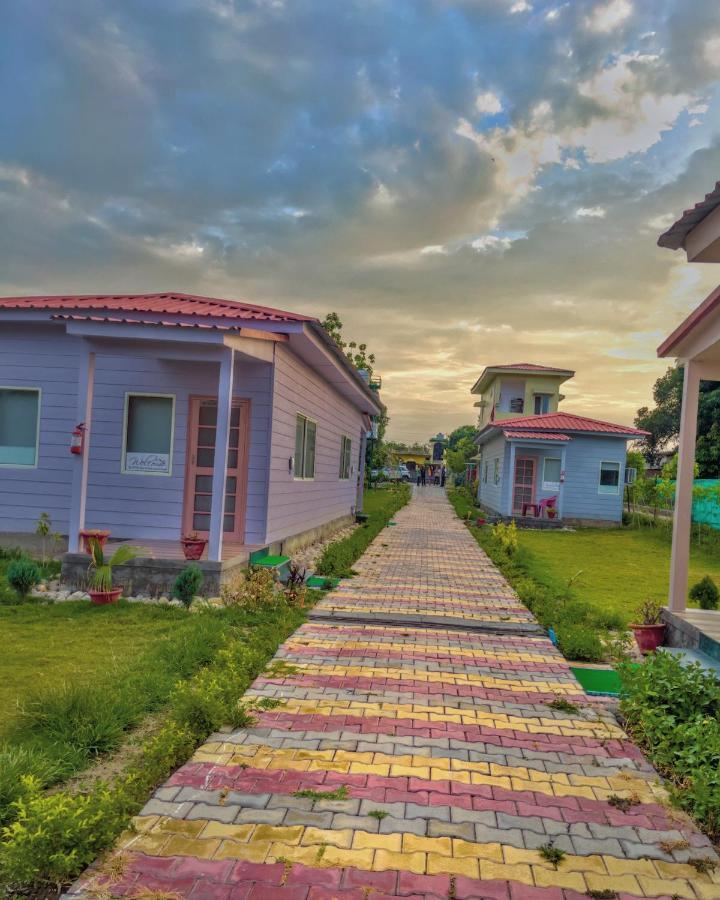 Corbett Veda Inn Ramnagar  Ngoại thất bức ảnh