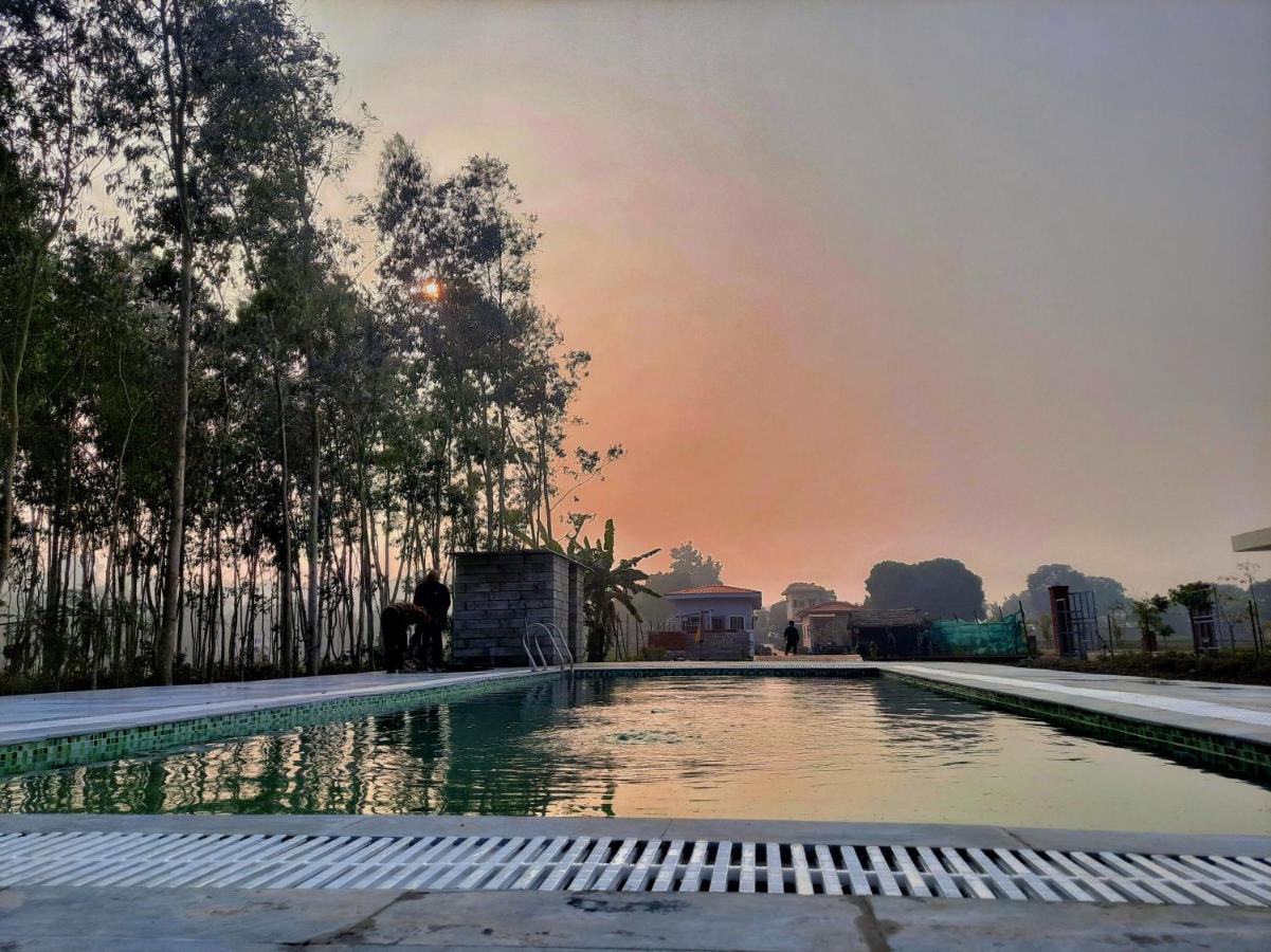 Corbett Veda Inn Ramnagar  Ngoại thất bức ảnh